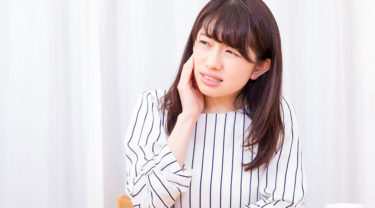 矯正装置を付けていると虫歯になりやすい？